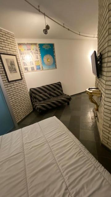 Dormire In Centro Trieste Studio Galleria 16 Bagian luar foto
